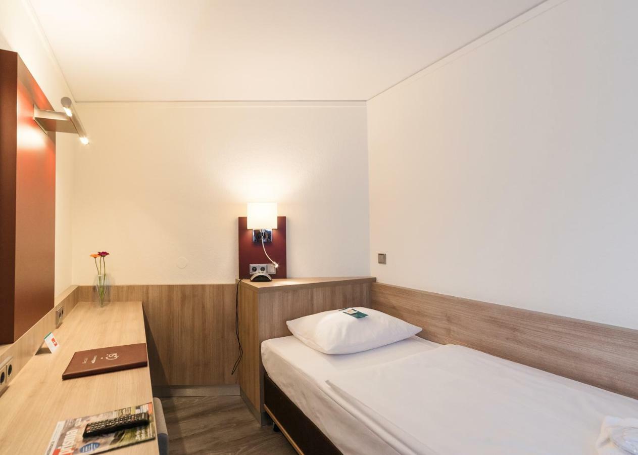Hotel Gustav-Stresemann-Institut بون المظهر الخارجي الصورة